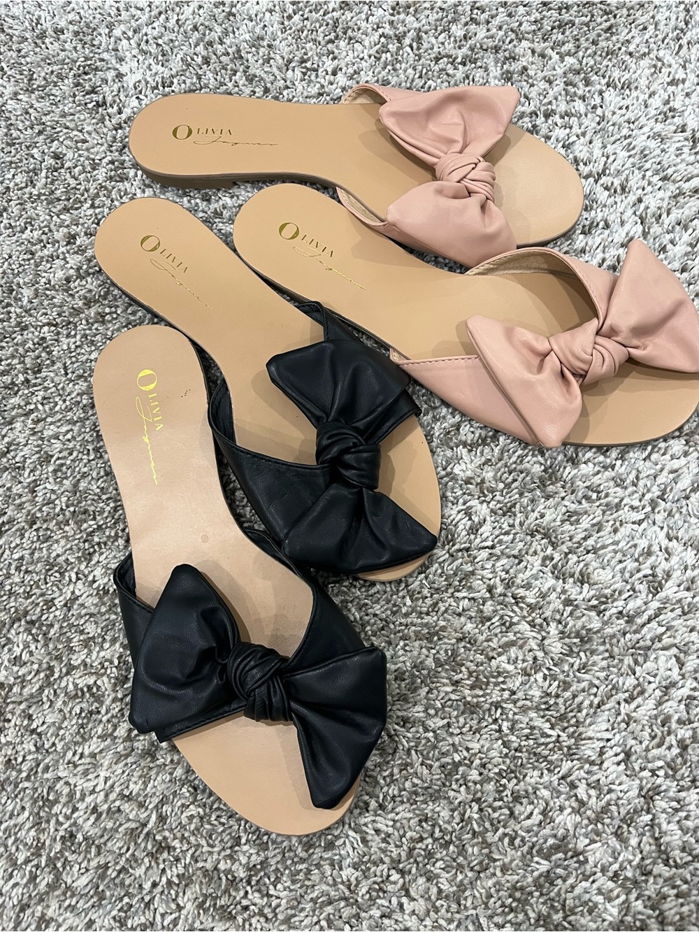 Bundle of 2 Forever 21 bow slip on sandals/ black & pink